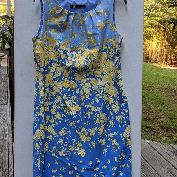 LF Dresses & Skirts - Dress